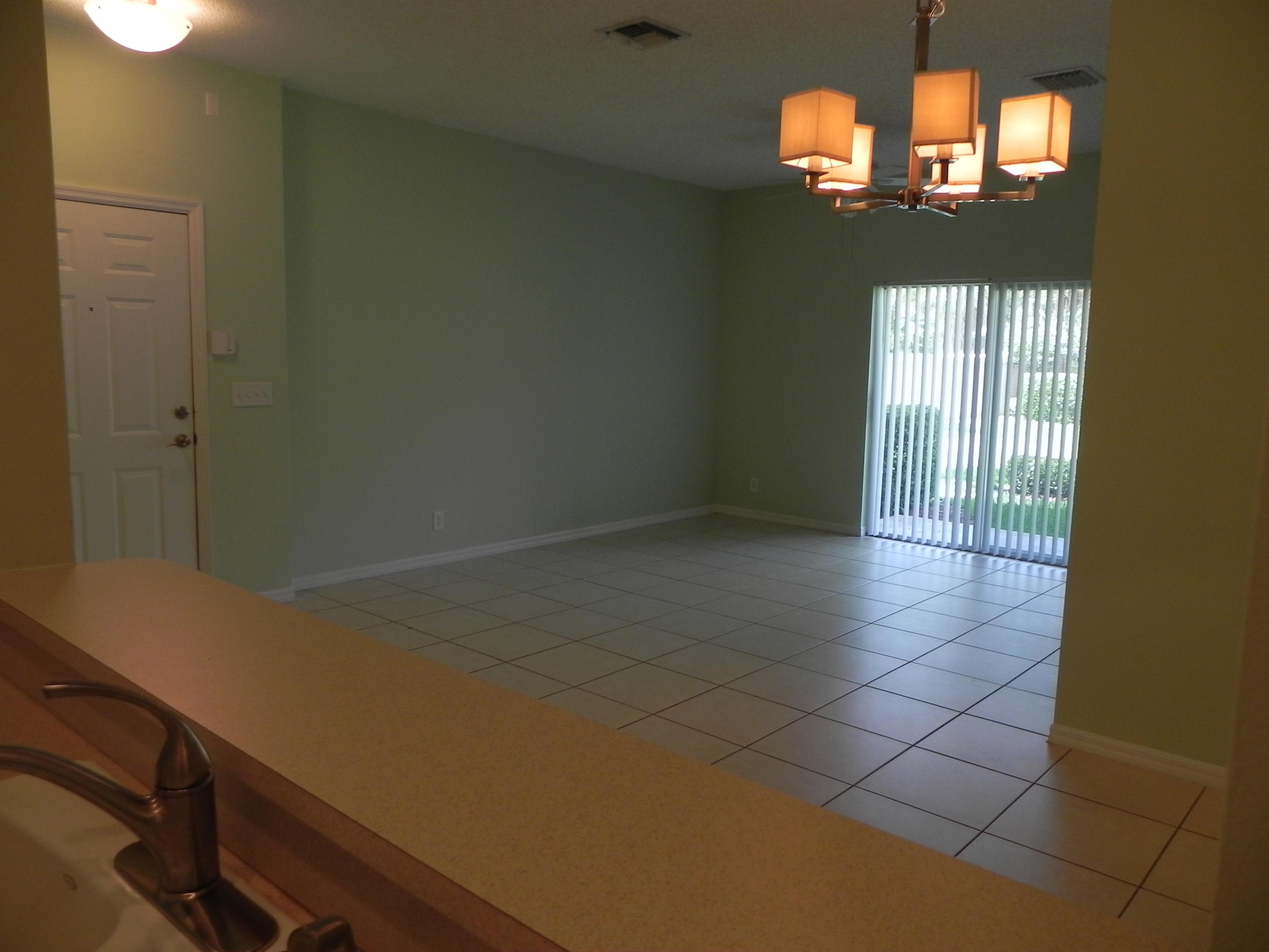 102 Lighthouse Circle, Unit A Tequesta, FL 33469 - Photo 3 of 12 (5) 102A Living Room