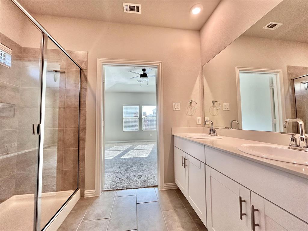 1804 Berry Rdg Trail Aubrey, TX 76227 - Photo 10 of 33