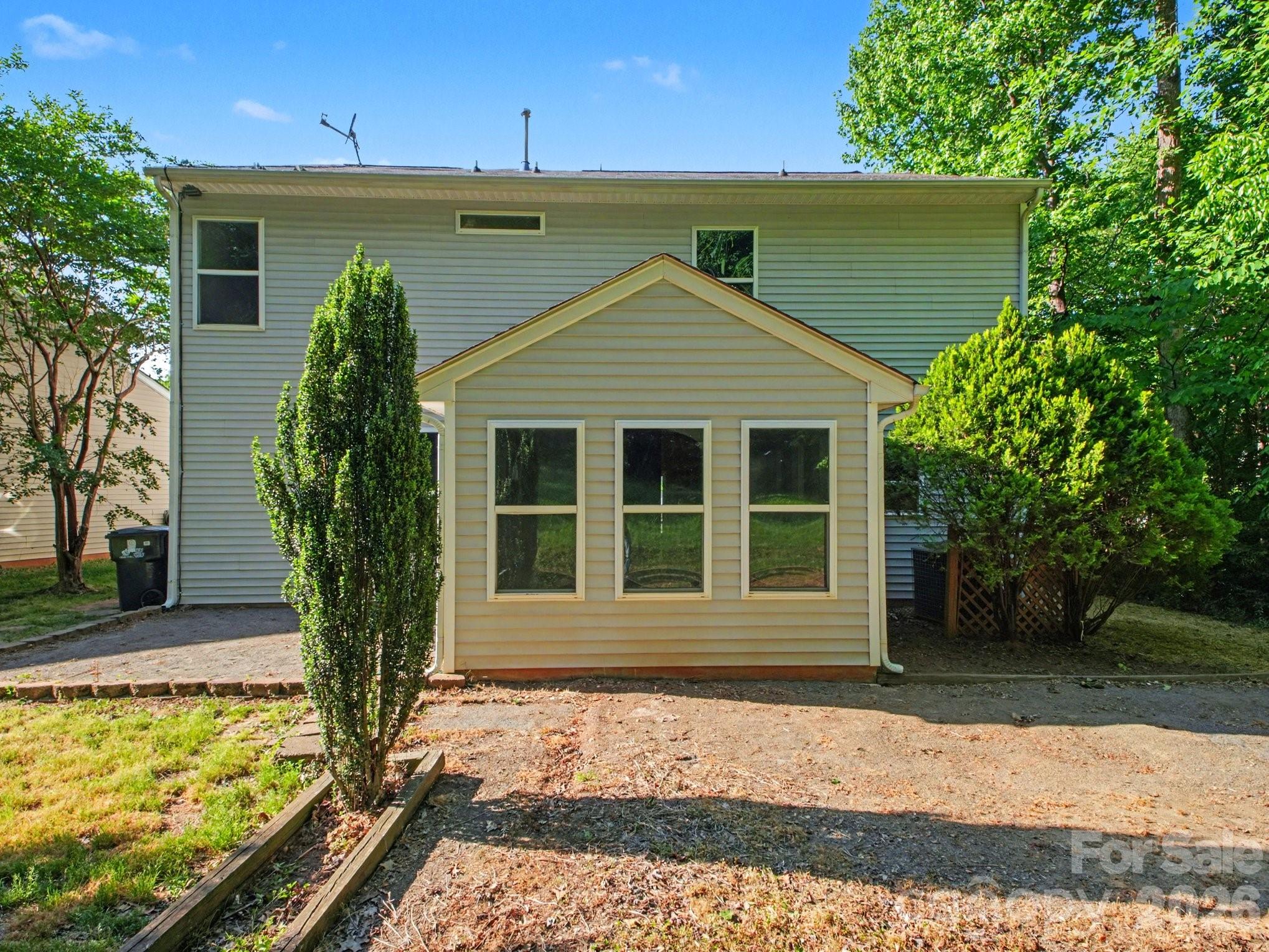 317 Rook Road Charlotte, NC 28216 - Photo 32 of 36