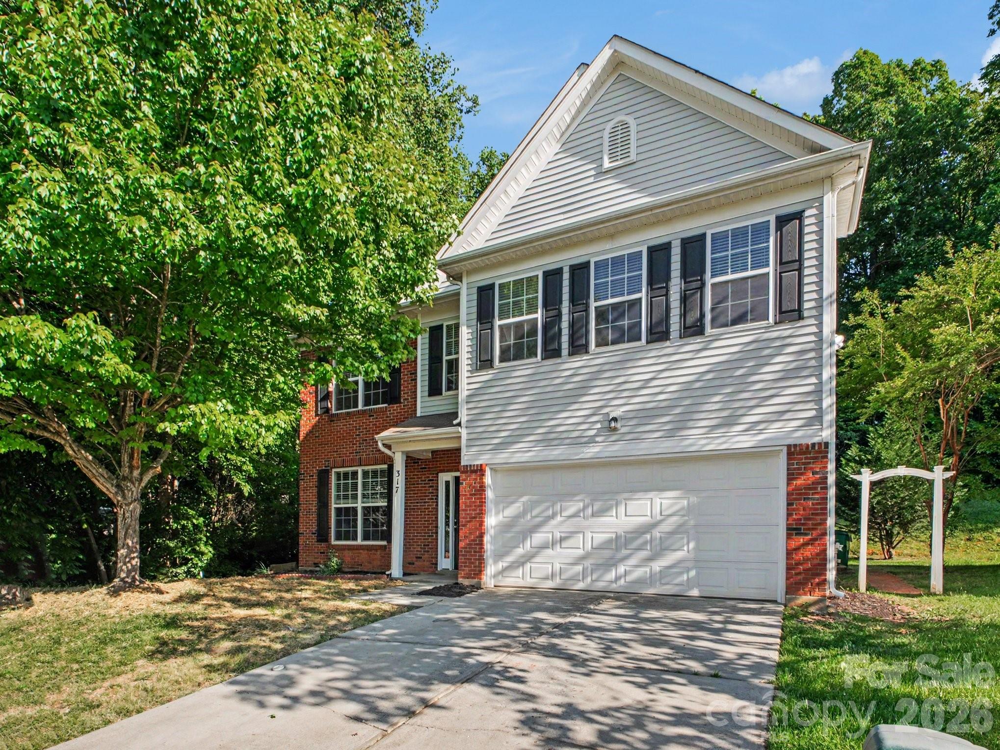 317 Rook Road Charlotte, NC 28216 - Photo 4 of 36