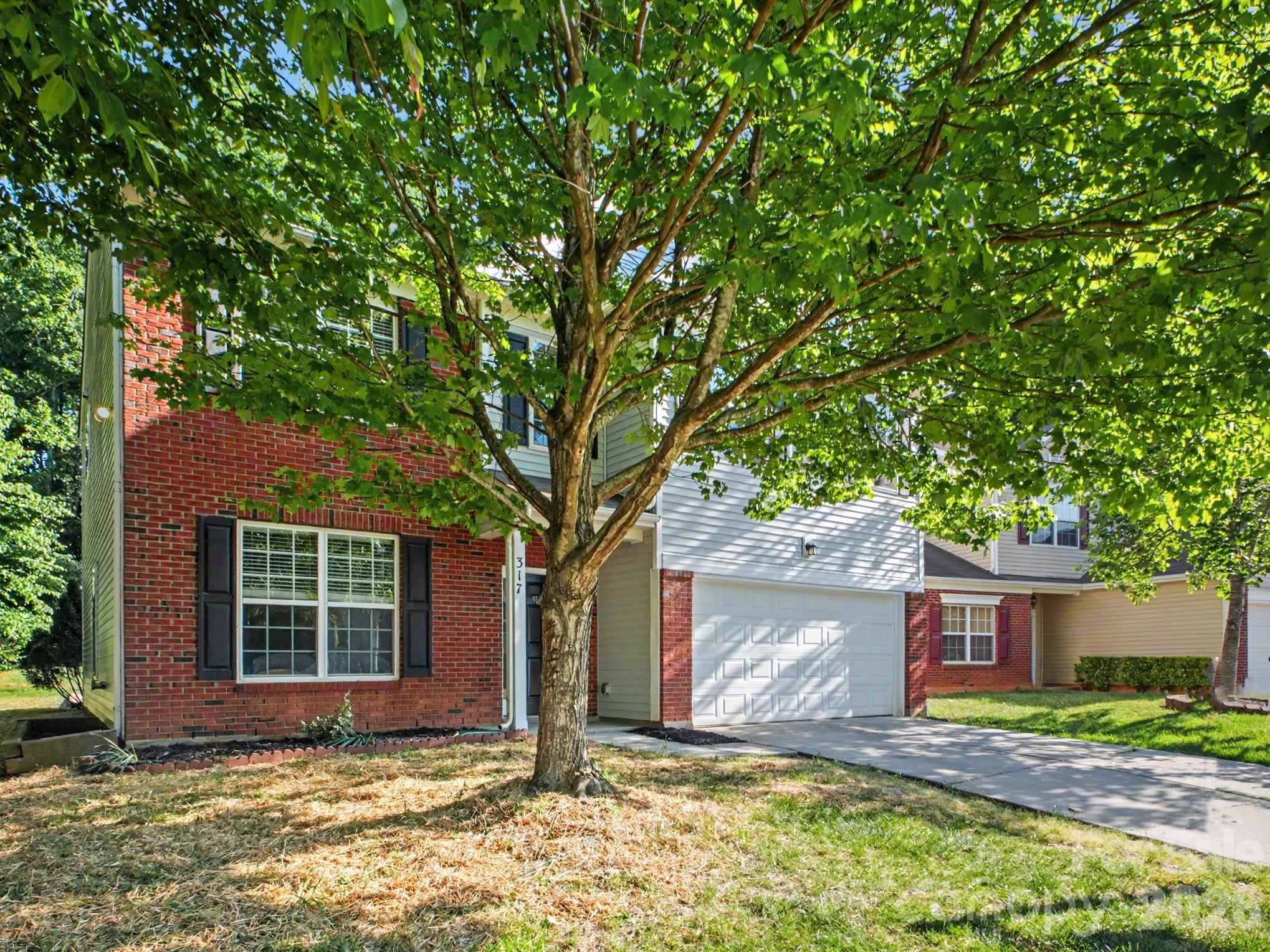 317 Rook Road Charlotte, NC 28216 - Photo 6 of 36