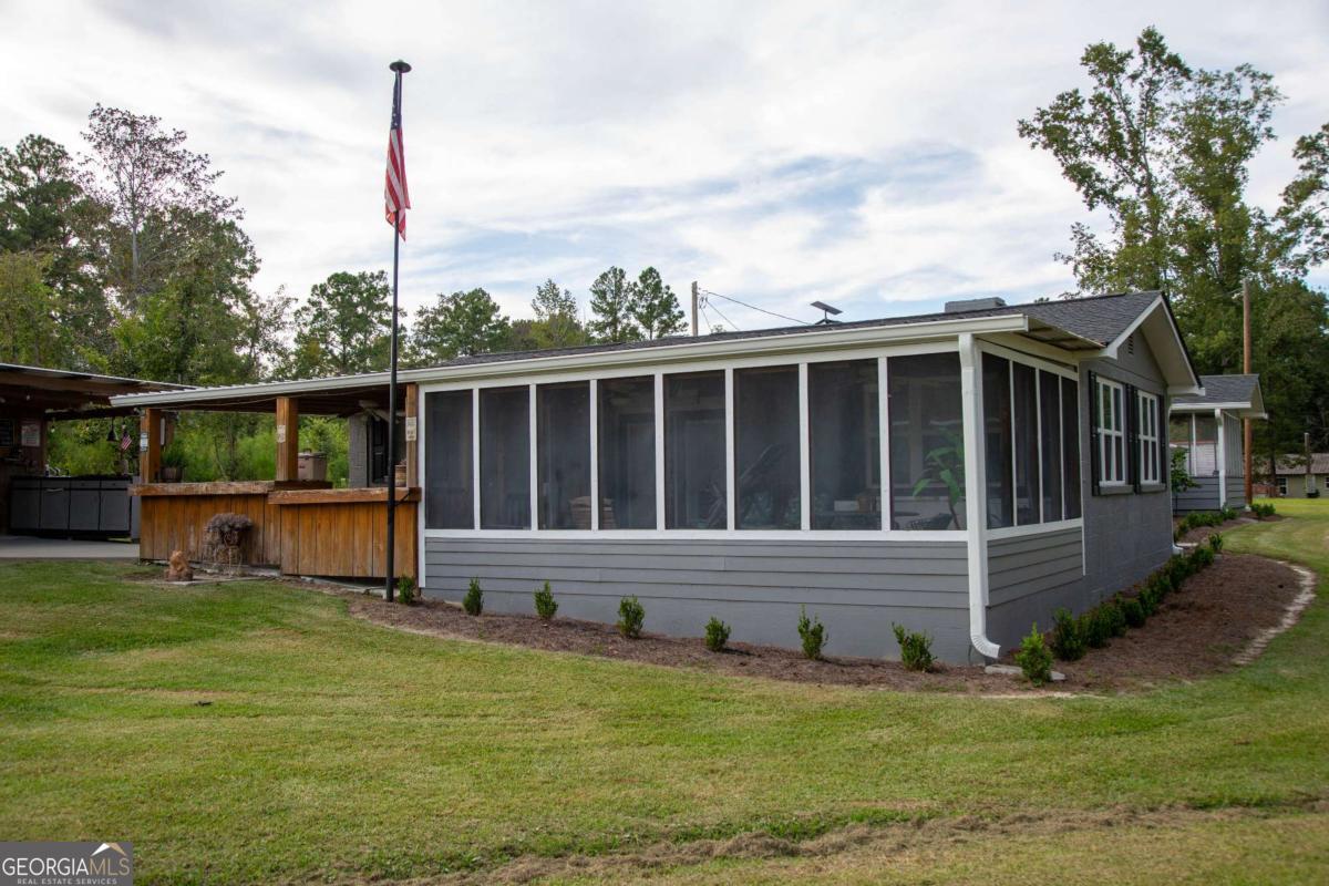 1758 Easons Bluff Road Baxley, GA 31513 - Photo 14 of 50