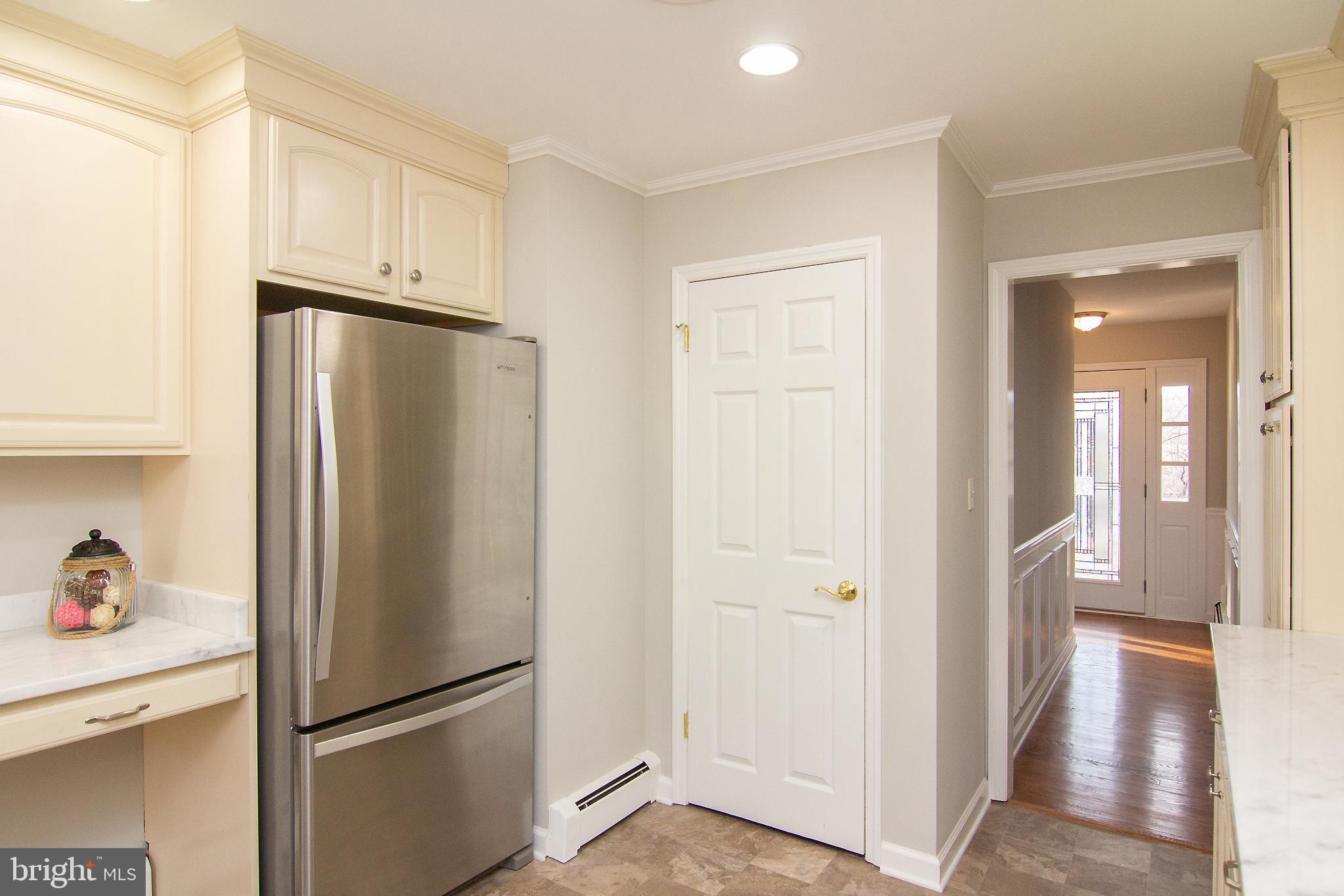 701 Meadow Branch Road Westminster, MD 21158 - Photo 16 of 33 Gallery Image 16