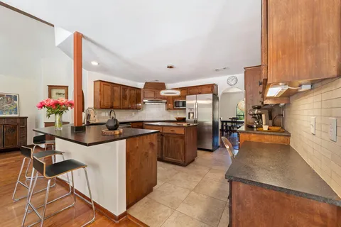 $1,375,000 | 105 Laurelwood Drive North, Austin, TX 78733