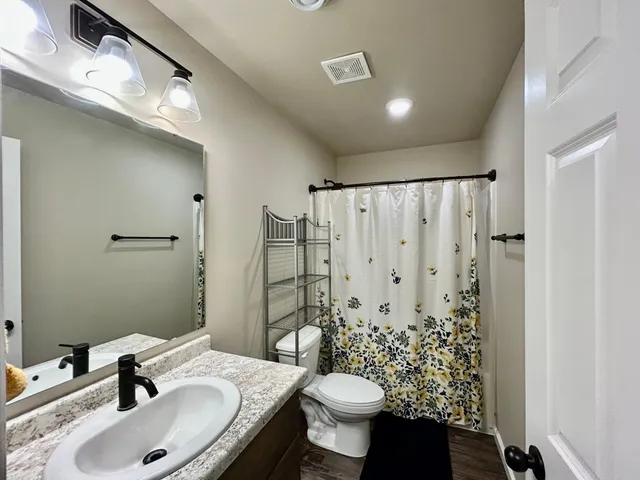 $288,000 | 155 Pine Avenue, Mapleton, ND 58059