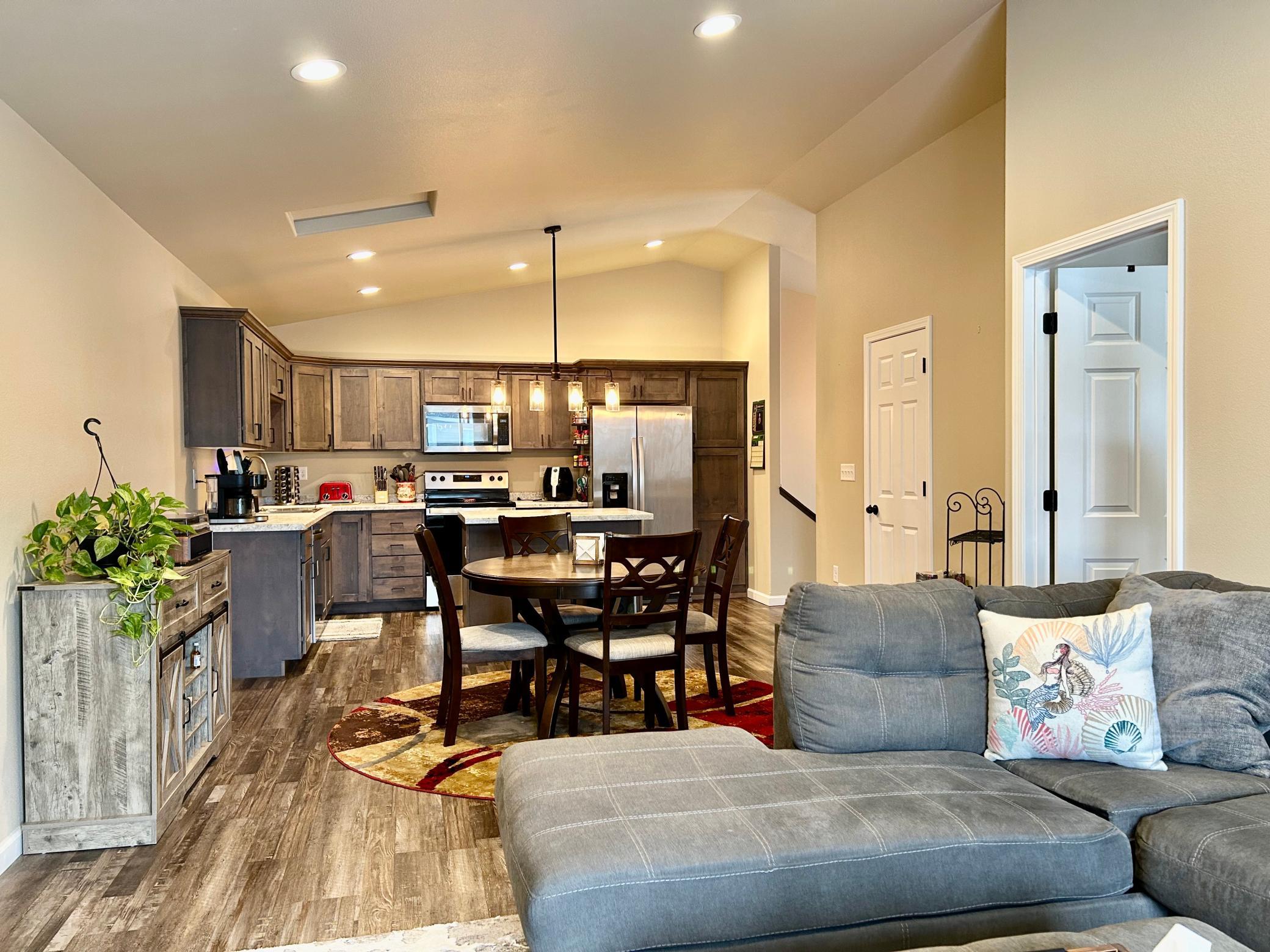 155 Pine Avenue Mapleton, ND 58059 - Photo 5 of 17