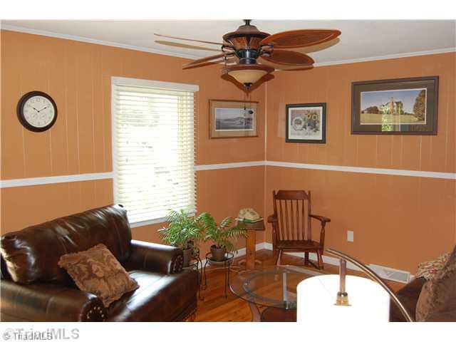 152 Douglas Road Elkin, NC 28621 - Photo 6 of 15 Living Room.