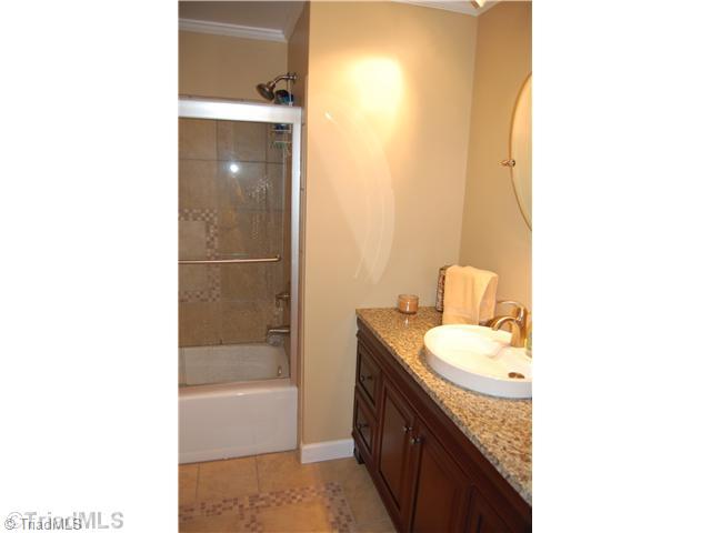 152 Douglas Road Elkin, NC 28621 - Photo 7 of 15 Bath.