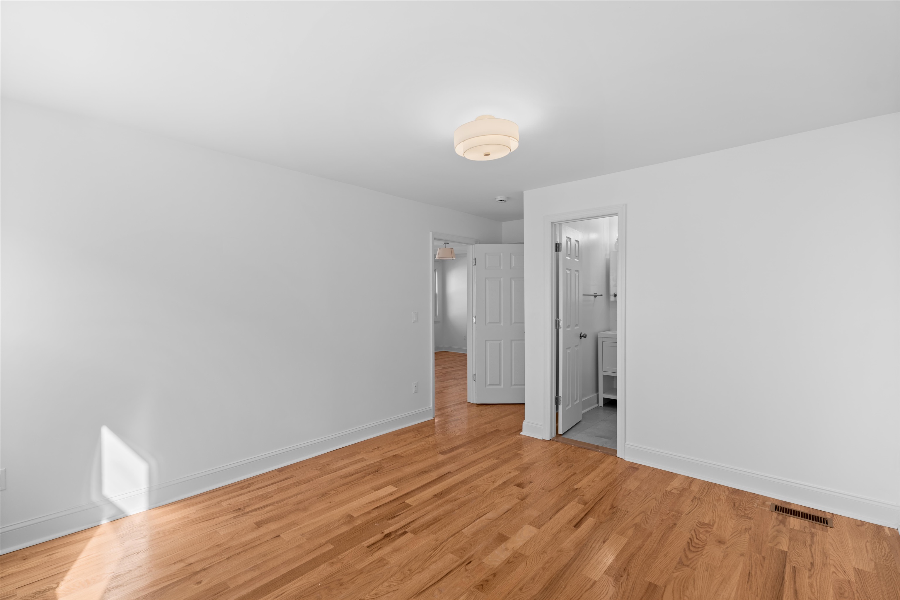 5 Poplar Street, Unit 3A Jersey City, NJ 07307 - Photo 2 of 25