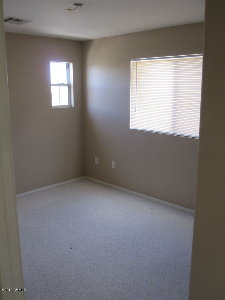 4005 West Maldonado Road Phoenix, AZ 85041 - Photo 29 of 44 IMG_8092