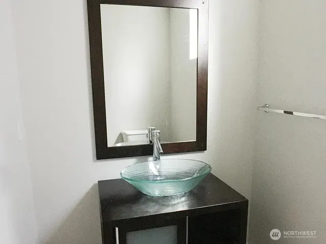 $3,200 | 1329 159th Street Southwest, Lynnwood, WA 98087