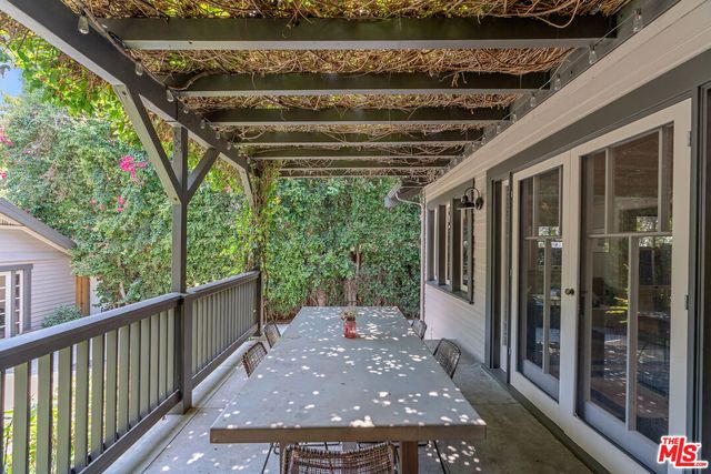$2,499,000 | 676 South Bronson Avenue, Los Angeles, CA 90005