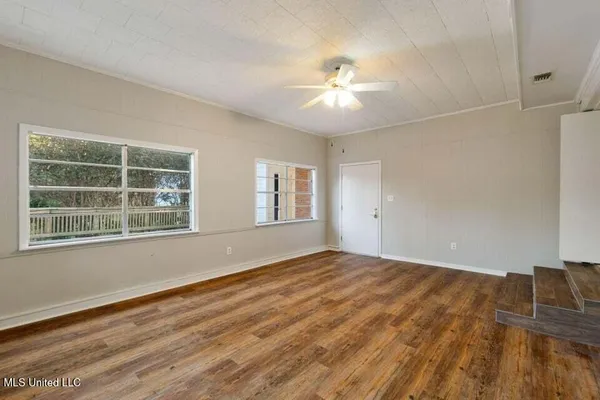 $219,000 | 1600 Church Street, Columbia, MS 39429