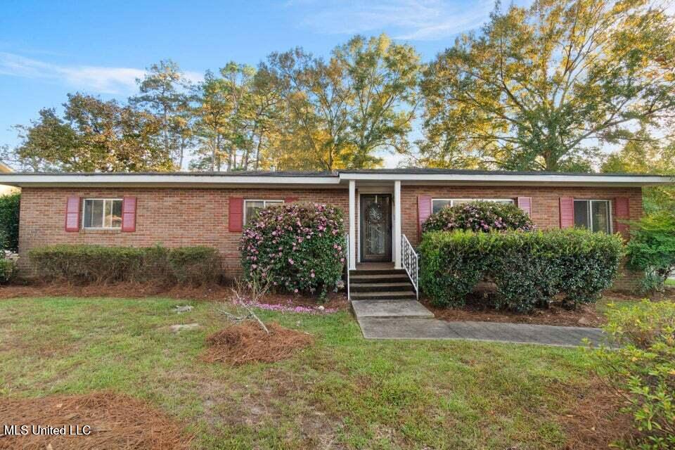 1600 Church Street Columbia, MS 39429 - Photo 3 of 29 3