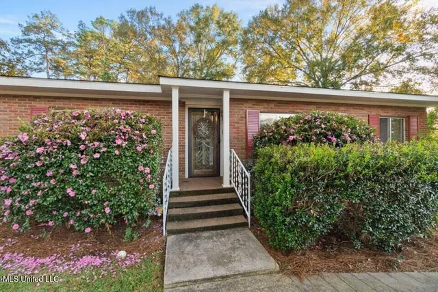 $244,900 | 1600 Church Street, Columbia, MS 39429