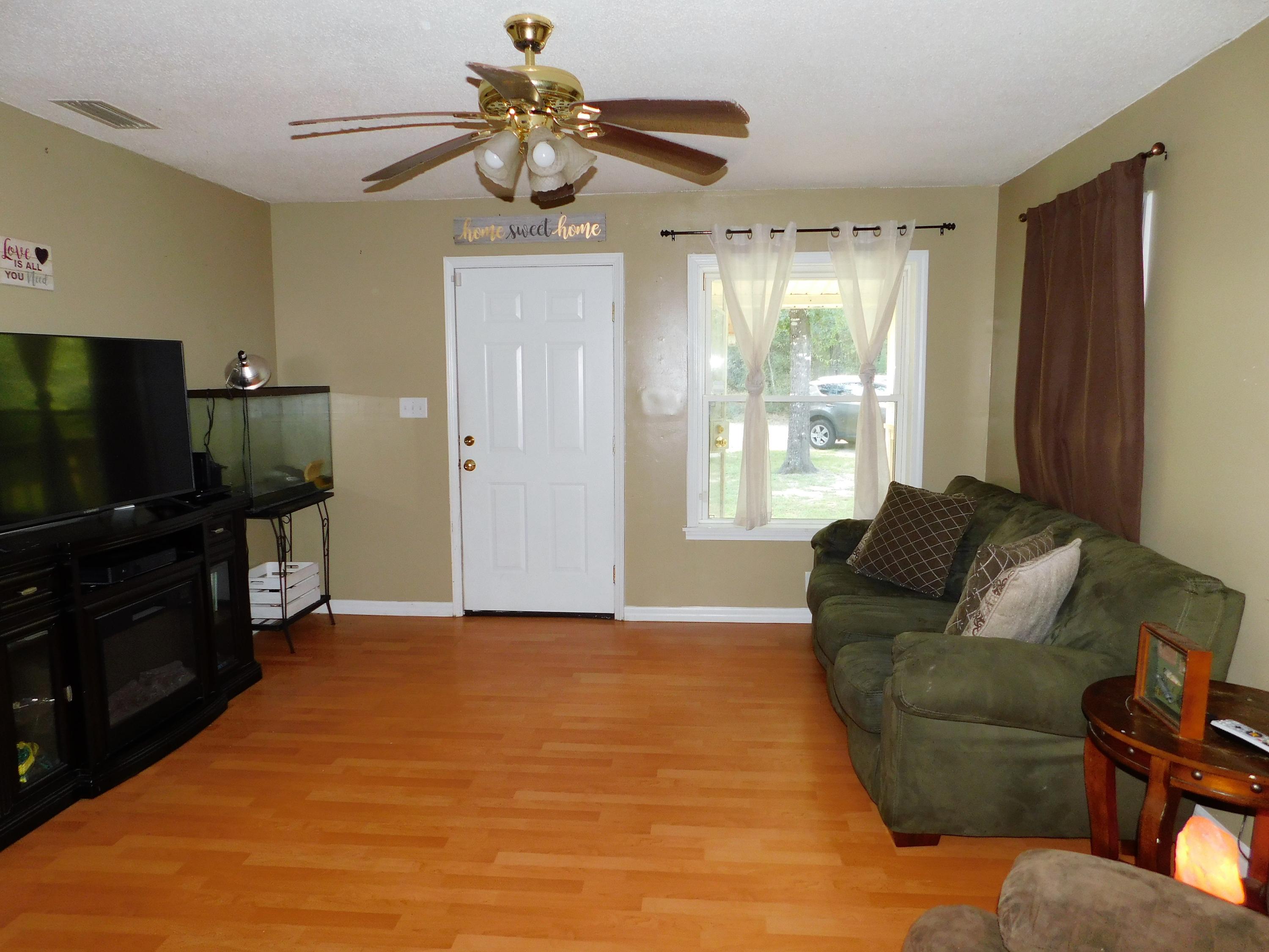 3957 Bear Creek Road Crestview, FL 32539 - Photo 4 of 32 Gallery Image 4