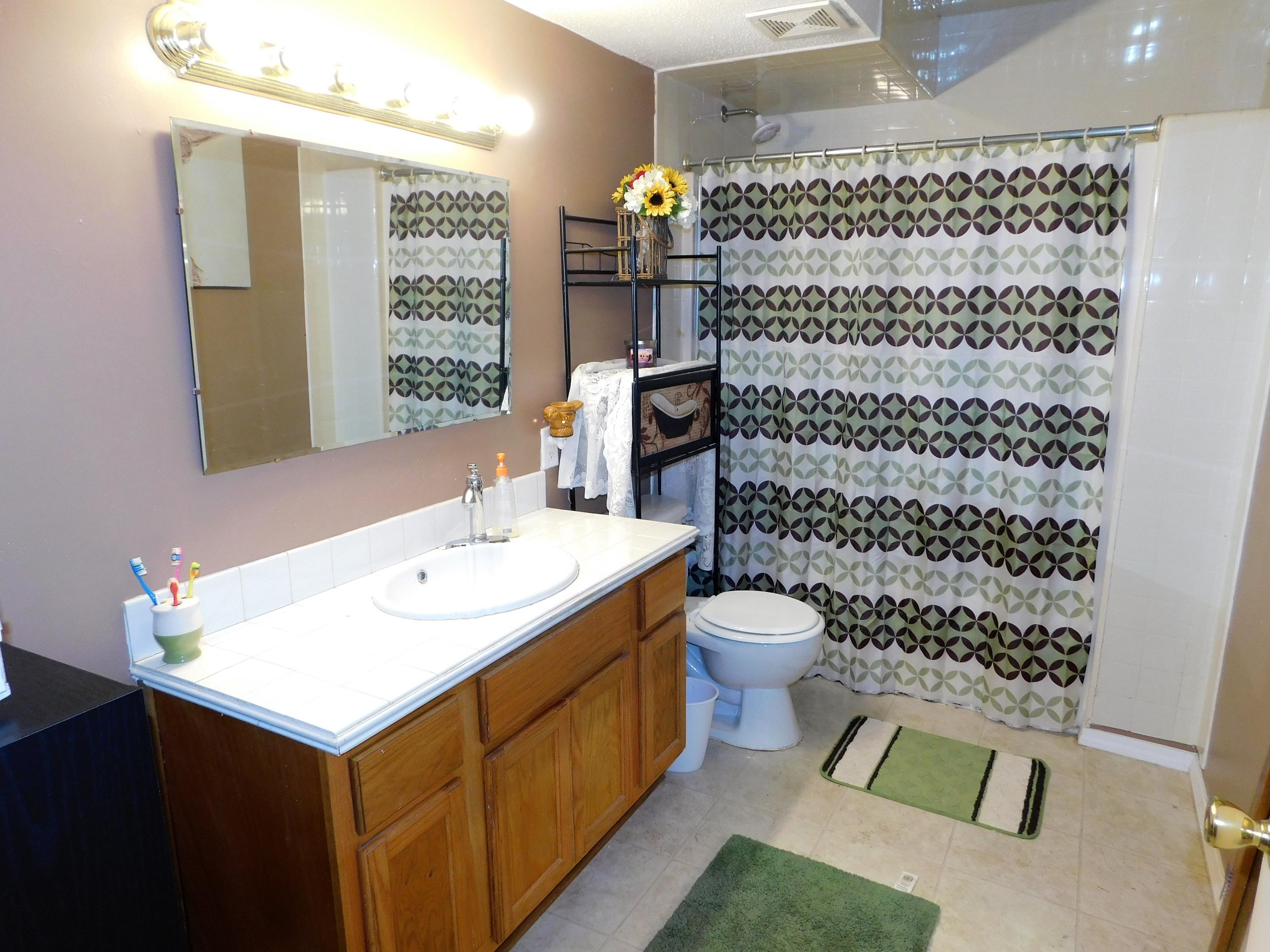 3957 Bear Creek Road Crestview, FL 32539 - Photo 10 of 32 Gallery Image 10