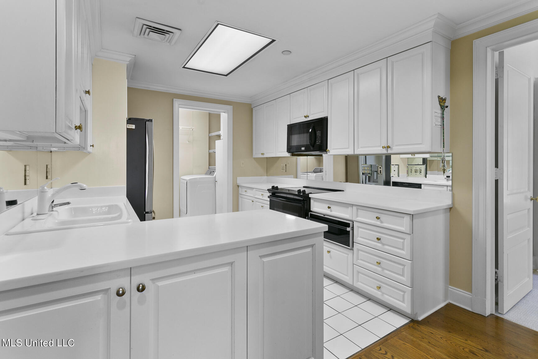 1200 Meadowbrook Road, Unit 24 Jackson, MS 39206 - Photo 13 of 25 24 Barrington final-11