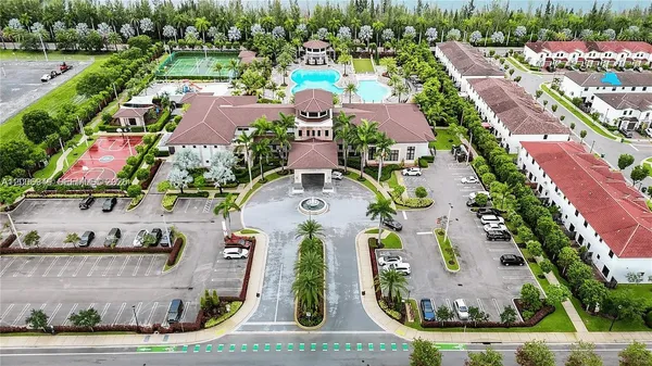 $4,950 | 8805 Northwest 103rd Place, Unit 1, Doral, FL 33178