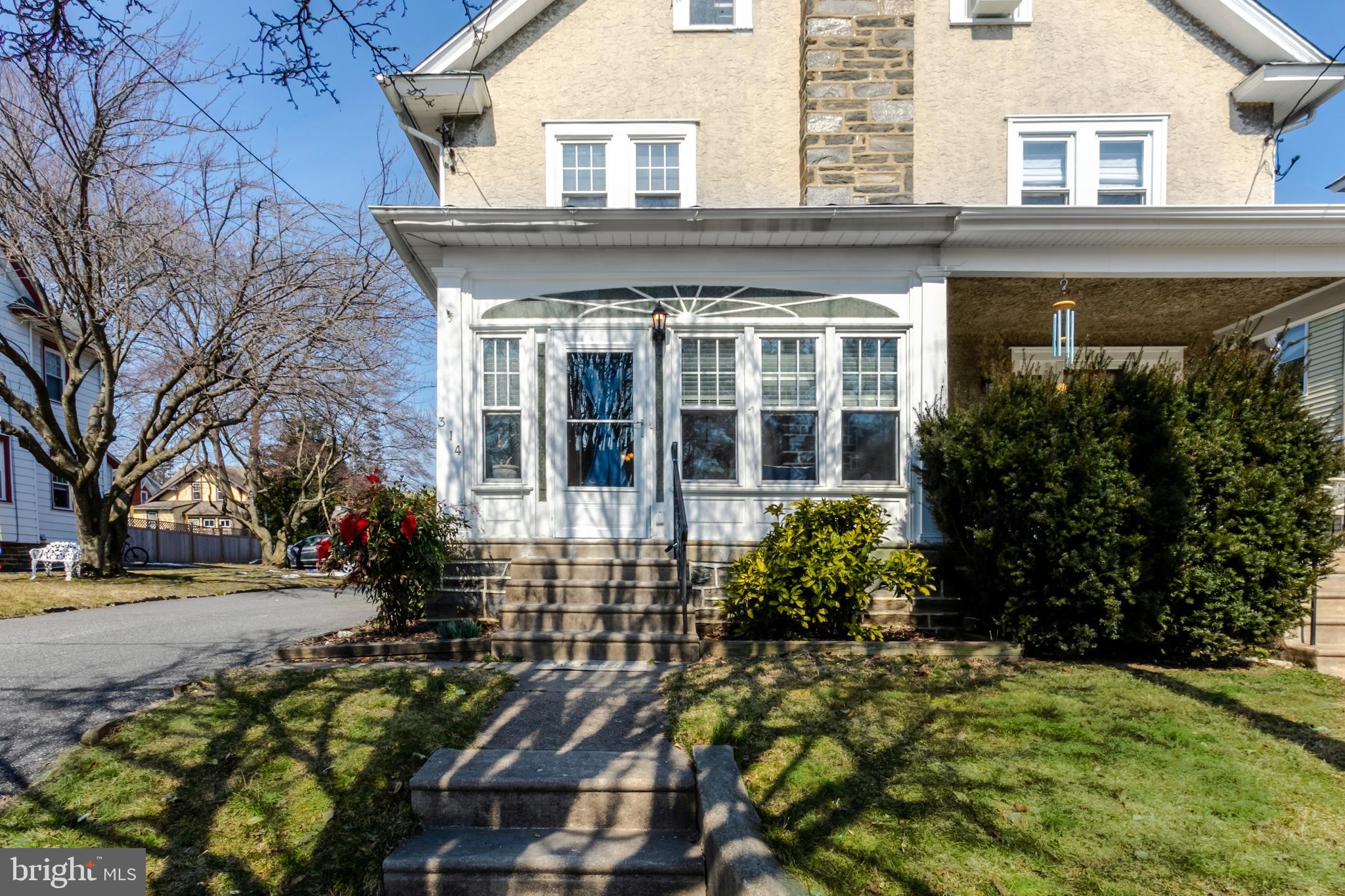 314 Oxford Road Havertown, PA 19083 - Photo 3 of 24