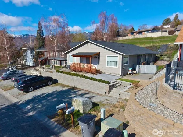 $639,900 | 380 North Shore Court, Manson, WA 98831