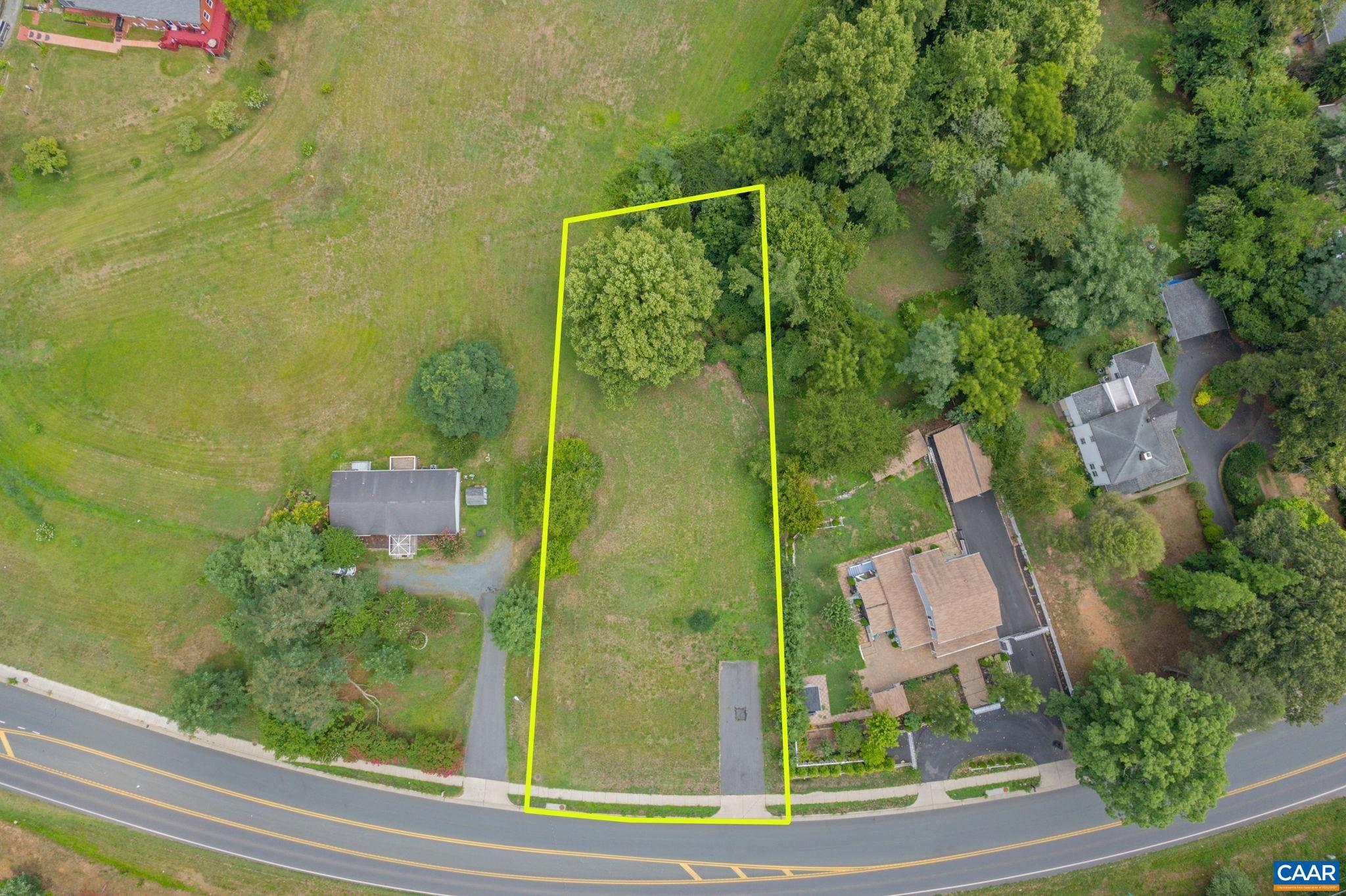 2541 Barracks Road, Unit 25A Charlottesville, VA 22901 - Photo 8 of 14 Gallery Image 8