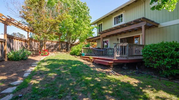 $899,000 | 2048 East 3rd Street, Benicia, CA 94510