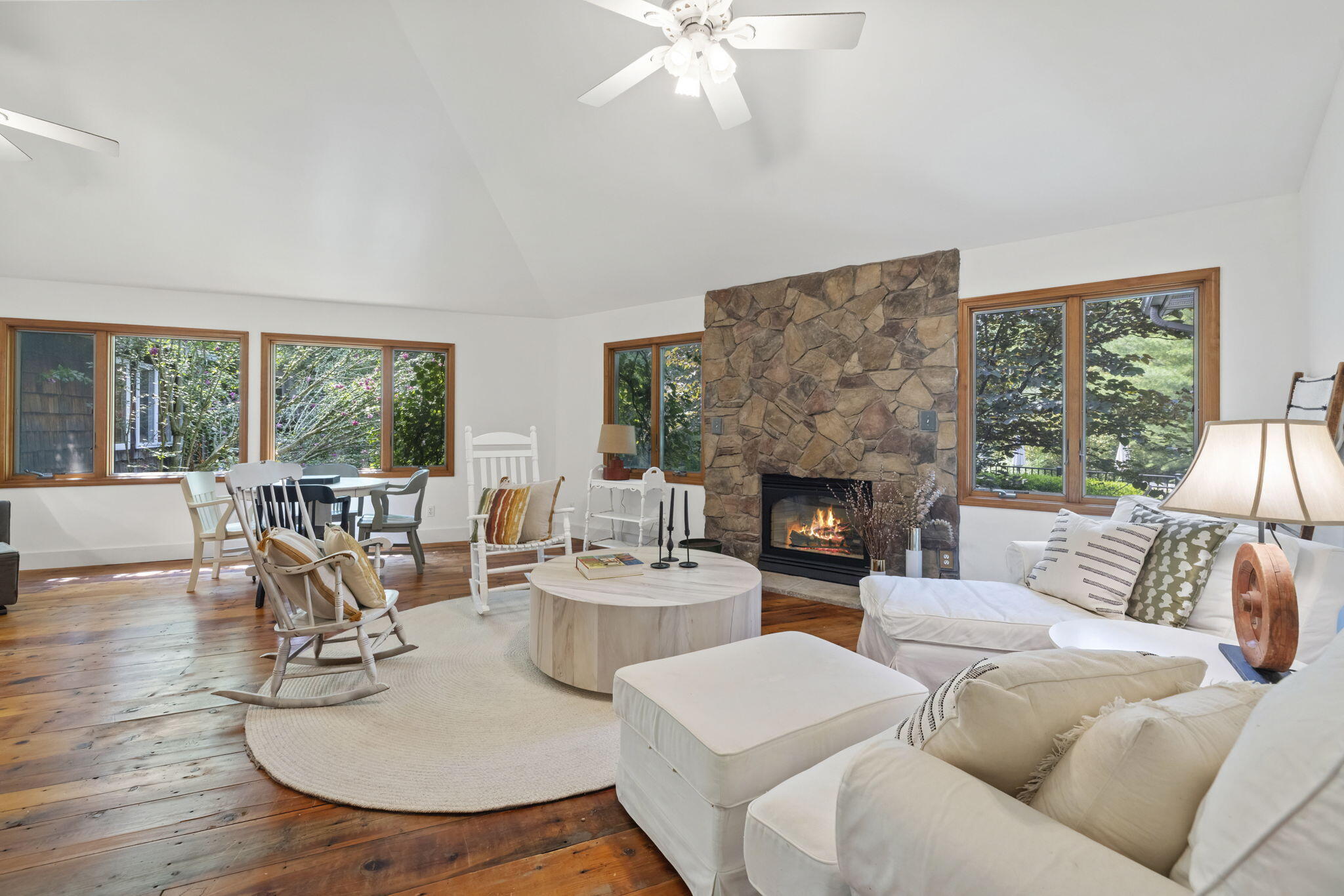 4210 Snow Road Bridgman, MI 49106 - Photo 4 of 51 Living Room