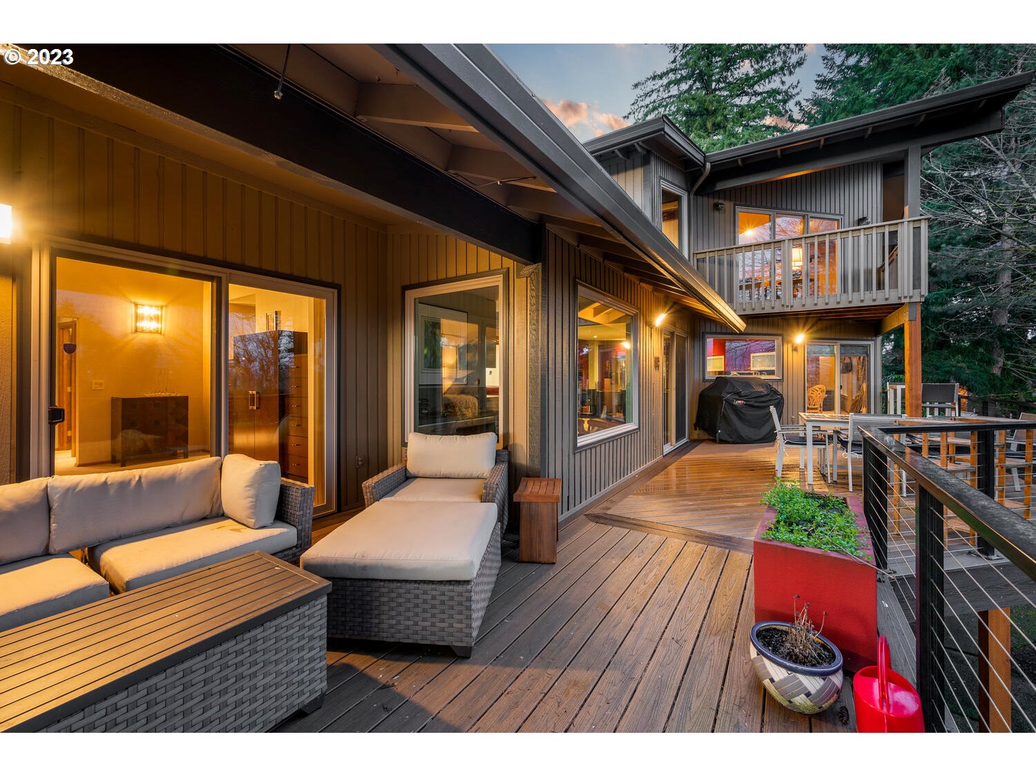 822 Southeast Morgan Road Vancouver, WA 98664 - Photo 26 of 32 a outdoor space with chairs