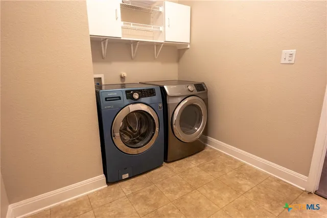 a view of outdoor space with a car park