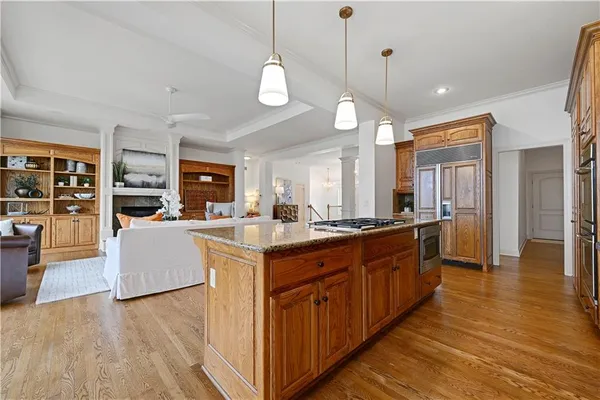 $1,195,000 | 740 Suffolk Drive, Loch Lloyd, MO 64012