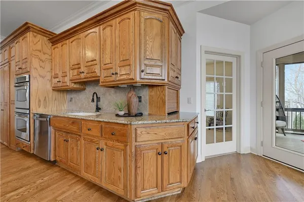 $1,195,000 | 740 Suffolk Drive, Loch Lloyd, MO 64012