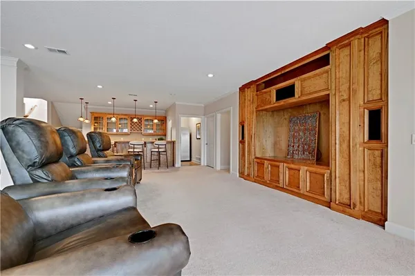 $1,195,000 | 740 Suffolk Drive, Loch Lloyd, MO 64012