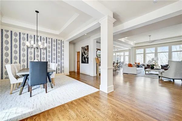 $1,195,000 | 740 Suffolk Drive, Loch Lloyd, MO 64012