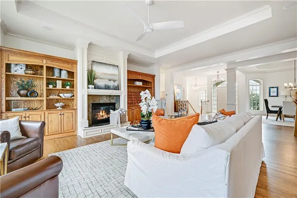 $1,195,000 | 740 Suffolk Drive, Loch Lloyd, MO 64012