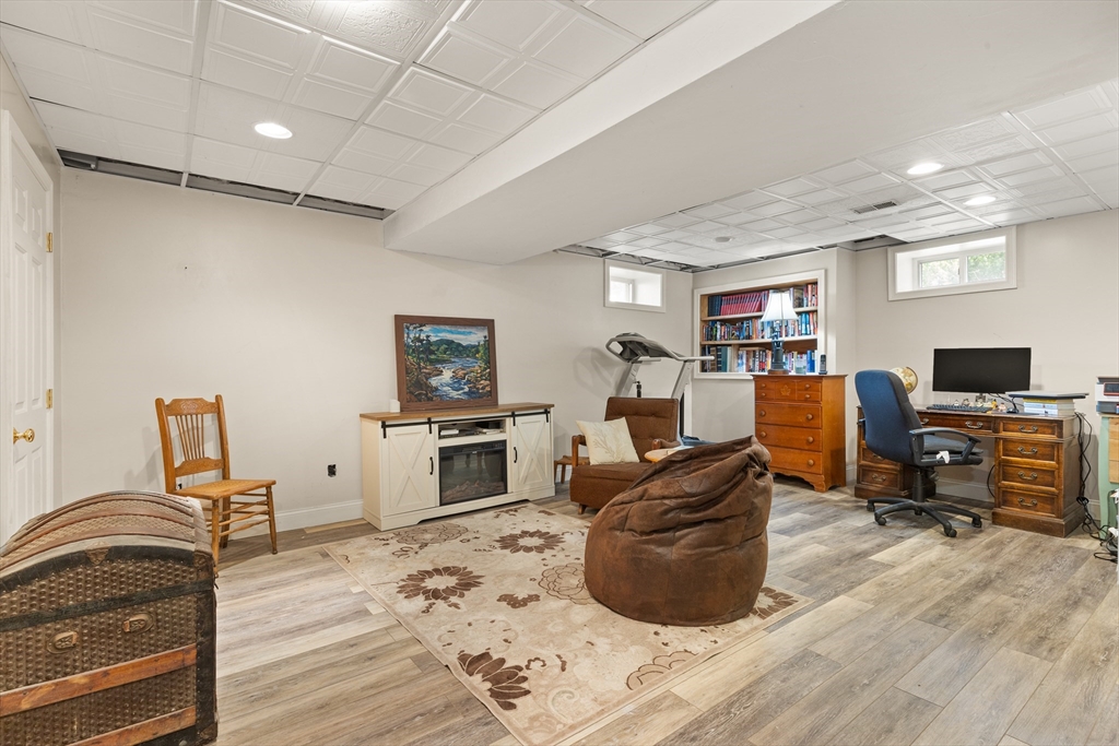 16 Jionzo Road Milford, MA 01757 - Photo 8 of 25