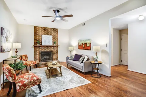 $795,000 | 302 Bostwick Lane, Gaithersburg, MD 20878