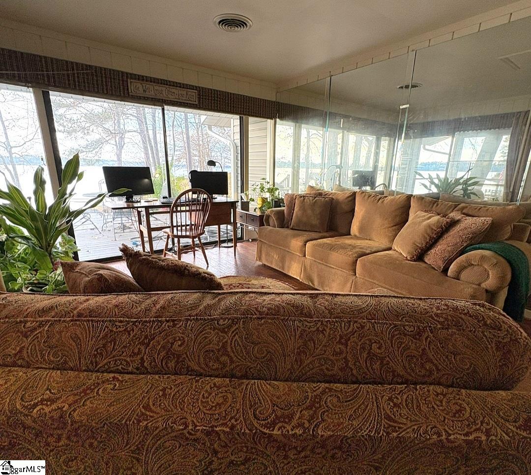 2264 Scurry Island Road Chappells, SC 29037 - Photo 11 of 32 Gallery Image 11