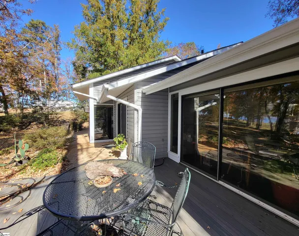 $475,000 | 2264 Scurry Island Road, Chappells, SC 29037