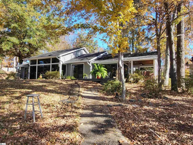$475,000 | 2264 Scurry Island Road, Chappells, SC 29037