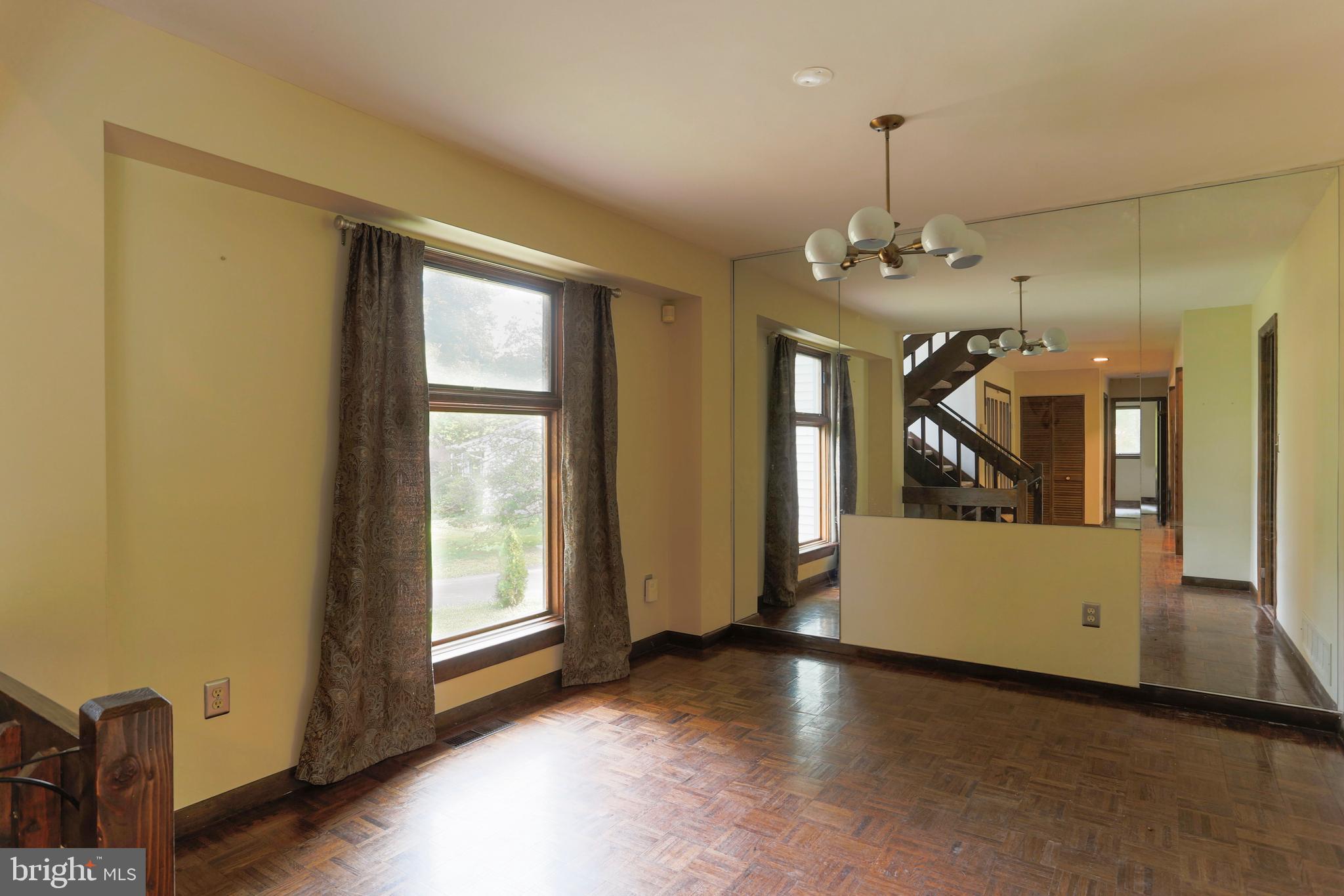 1404 Taylor Road Lansdale, PA 19446 - Photo 11 of 46 Gallery Image 11