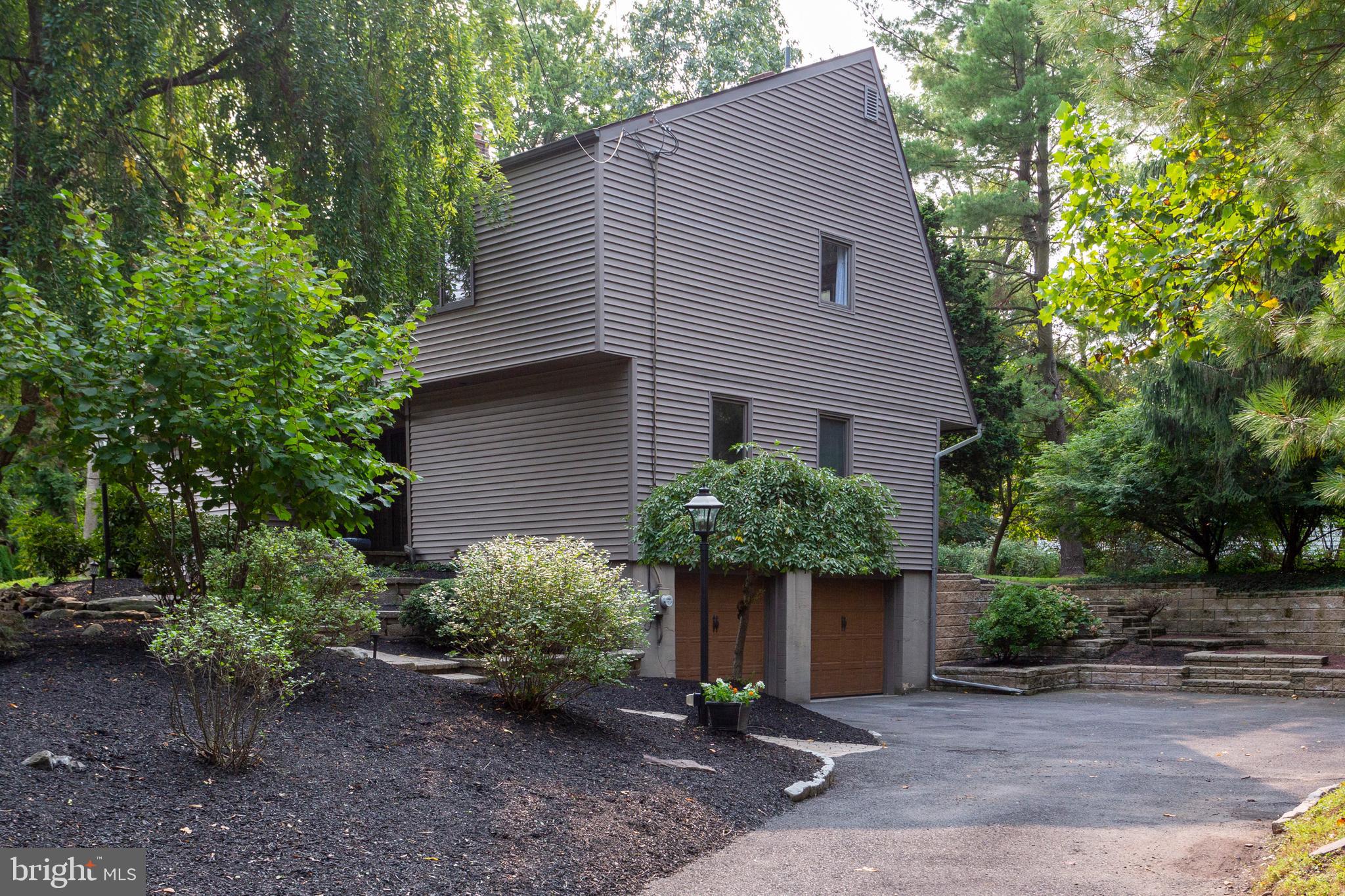 1404 Taylor Road Lansdale, PA 19446 - Photo 3 of 46 Gallery Image 3
