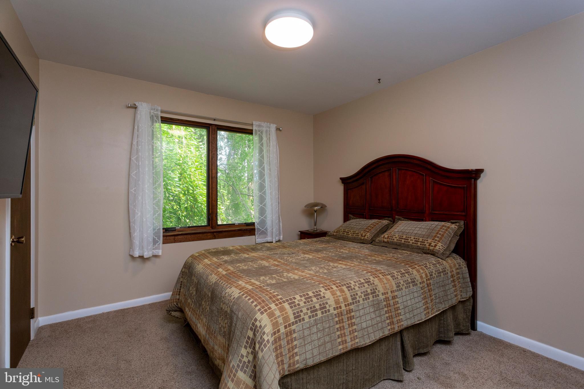 1404 Taylor Road Lansdale, PA 19446 - Photo 32 of 46 Gallery Image 32