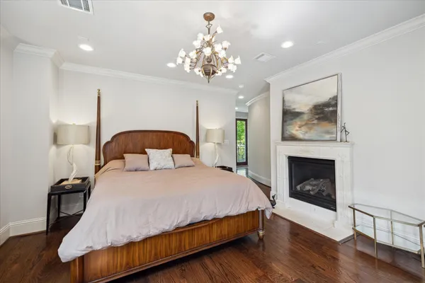 $2,370,000 | 2247 Bartlett Street, Houston, TX 77098