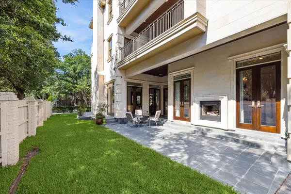 $2,370,000 | 2247 Bartlett Street, Houston, TX 77098