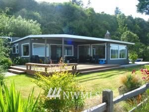 22411 Jefferson Point Road Northeast Kingston, WA 98346 - Photo 1 of 1 Gallery Image 1
