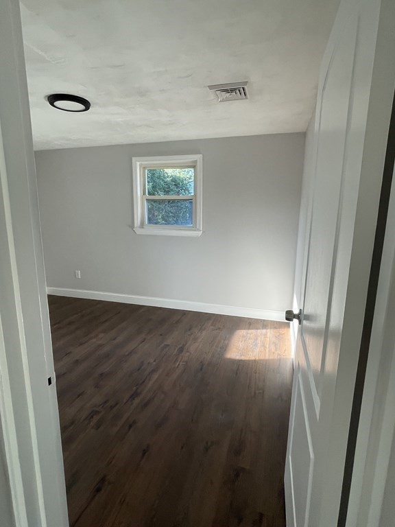 7 Kingsley Street Holbrook, MA 02343 - Photo 20 of 37