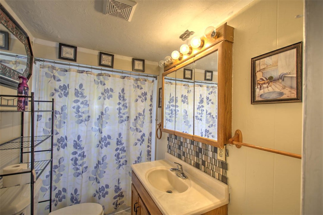 3146 East Garfield Avenue Decatur, IL 62526 - Photo 16 of 21 Gallery Image 16