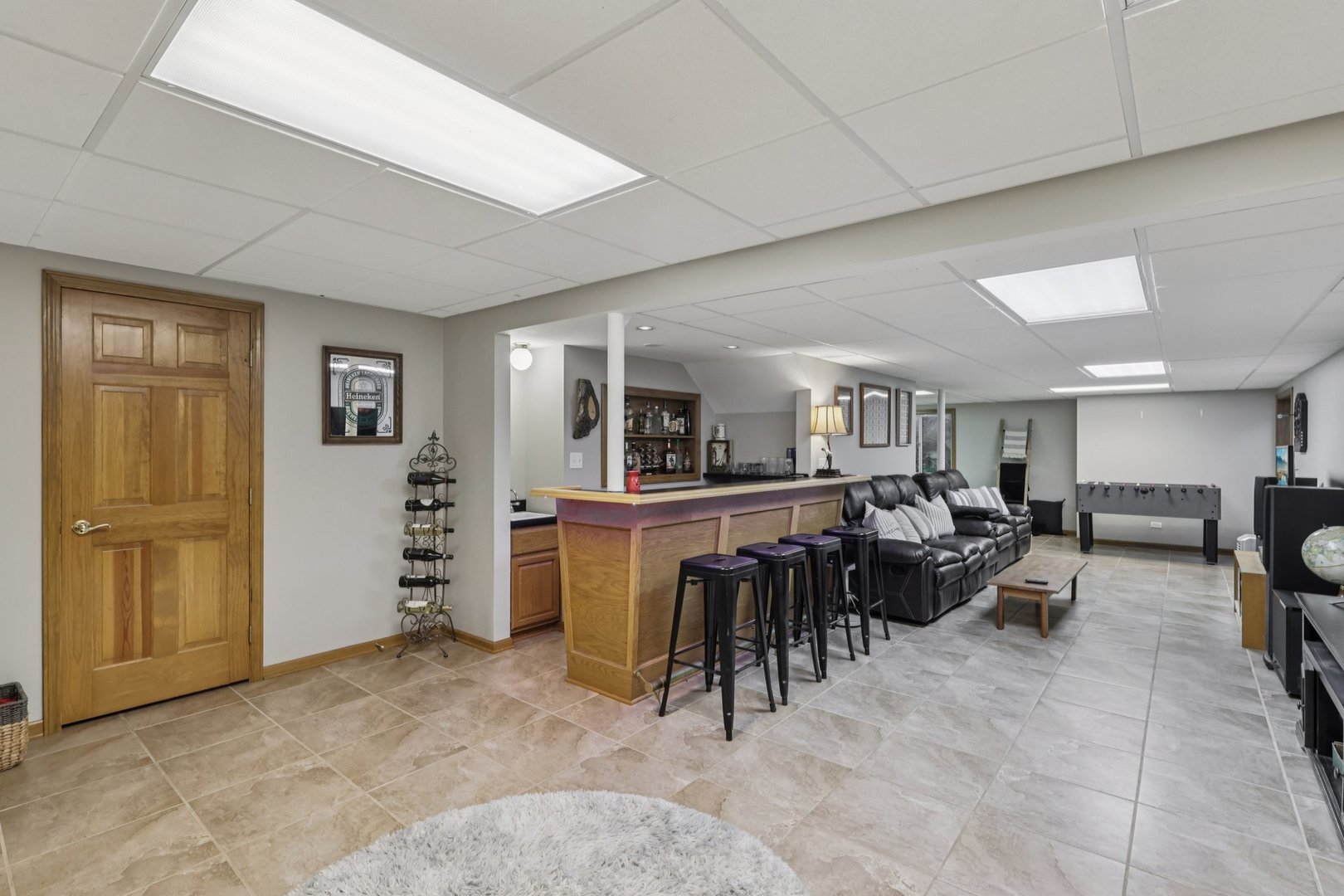11680 Cape Cod Lane Huntley, IL 60142 - Photo 35 of 47 a view of a livingroom with furniture and closet