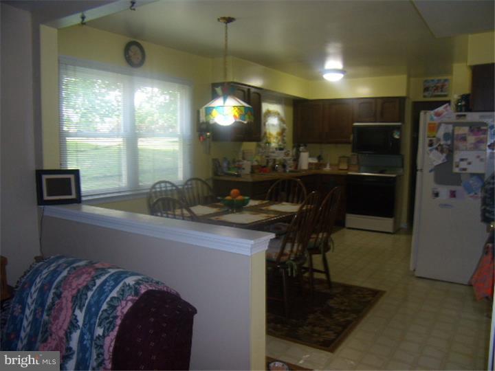 101 Pleasant Hill Road Cheltenham, PA 19012 - Photo 8 of 25 Kitchen